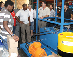 Technical director Sidney Badenhorst demonstrates a  power pack during a recent Hydromobile hydraulics course